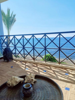 Frontline Beach Apartment, La Perla de la Bahia, Bahia de Casares - Estepona, Casares